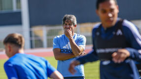 Николай Костов не е водил сутрешната тренировка на Левски