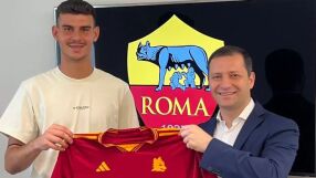 Официално: Рома представи български вратар