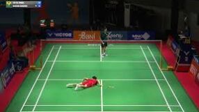 Ученик издъхна на мач, лекарите чакали съдията (ВИДЕО)