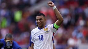 Мбапе няма и минута за Реал, а вече поставя рекорди