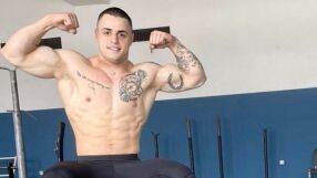 Насар продължава със световните рекорди и на тренировка (ВИДЕО)