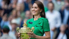 Въпреки болестта: Кейт Мидълтън на крака при Ноле и Алкарас (ВИДЕО)