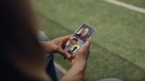 Какъв идол! Стоичков във видео със звездите на Барса (ВИДЕО)