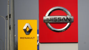 Renault загуби 9,5 млрд. евро от акциите на Nissan