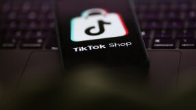 Покупка на един клик разстояние: Как TikTok промени пазара за луксозни стоки в Европа?