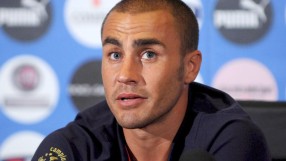 Канаваро поема тим от Саудитска Арабия