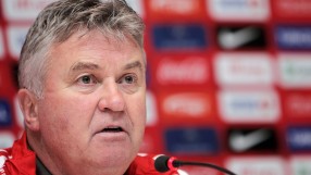 Гуус Хидинк: Ще бъдем агресивни срещу ПСЖ