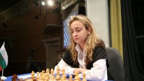 Антоанета Стефанова с трета победа по пътя към претендент за световната титла