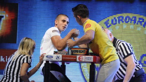 Първи златни медали за България от европейското по канадска борба (ВИДЕО)