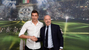 Ювентус привлече Марио Манджукич (ВИДЕО)