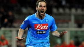 ПСЖ дава 94 млн. Евро за Игуаин