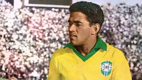 Костите на Гаринча изчезнали при ексхумация