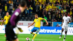 Грешка на френския вратар прати Швеция на върха (ВИДЕО)