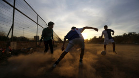 Най-красивата игра: Къде се играе футбол по света (ГАЛЕРИЯ)