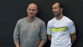 Гришо и Щепанек продължават заедно и на трева