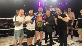 Дани Илиев защити европейската си титла с категорична победа в Манчестър (ВИДЕО)