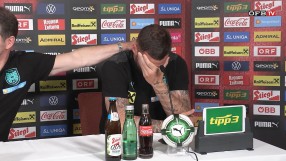 Австрийски национал се разплака заради китайското си приключение