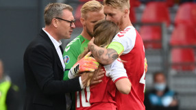 Дават капитанската лента на 