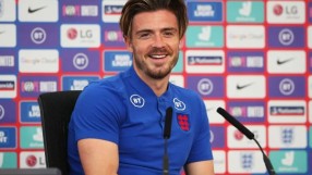 Английски национал изуми с липса на знания (ВИДЕО)