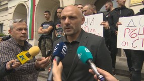 Стъки и ММА бойци отидоха при спортния министър. Извинил им се