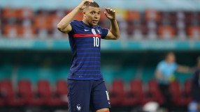 ПСЖ сериозно обмисля продажбата на Мбапе