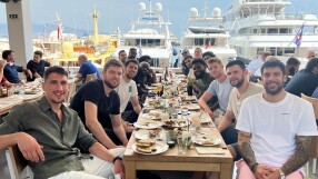 Везенков събра 