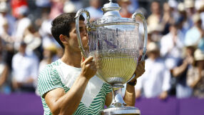 Алкарас триумфира в Куинс и отново е №1 в света