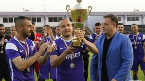 Етър се връща към корените си