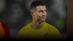 Добре ли пее Кристиано Роналдо? (ВИДЕО)