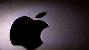 Apple за първи път затваря магазин за продажби на дребно в Китай