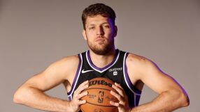 Агентът на Везенков коментира бъдещето му (ВИДЕО)