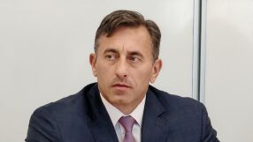 Румен Радев: МС ще вземе решение за смяна на Спецов като особен управител на „Лукойл“