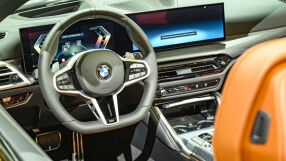Новите автомобили BMW ще имат автоматично активиране на мигачите