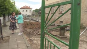 Дом за деца в Роман търси спешно дарители за нова ограда