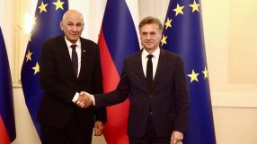 Янез Янша официално пое управлението в Словения