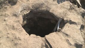 Нови уникални открития в античния град Хераклея Синтика - кладенец, мраморна колона и лампа