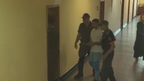 Жестокото убийство в Искър заради неплатена сметка: Оставиха в ареста двамата обвиняеми
