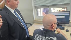 Земеделският министър: Всички компютри на БАБХ на „Капитан Андреево“ са подменени