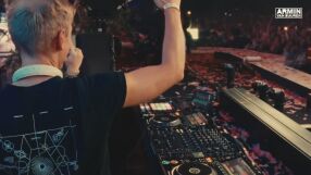 AURA Festival: Световни звезди излизат на сцените на летището  в София