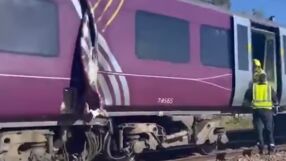 Два влака се удариха край Лондон