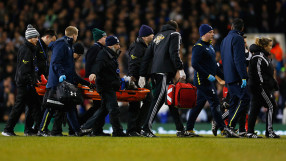 Ужас в Лондон: френски национал припадна по време на мач от Висшата Лига