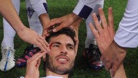 Футболист отвори аркада на съотборник, вкарал гол (ВИДЕО)