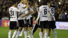 Валенсия с категорична победа в местно дерби (ВИДЕО)