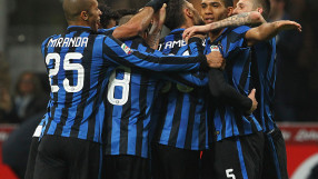 Интер се измъчи, но постигна ценна победа 