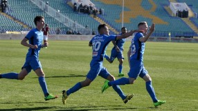 Яблонски и Кръстев донесоха победата на 