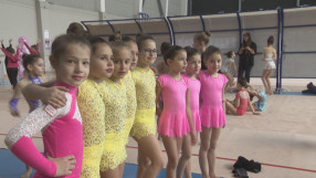 400 грации представят съчетанията си на турнира 