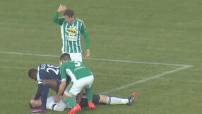 Франсис Коне - футболистът, спасил живота на четирима колеги (ВИДЕО)