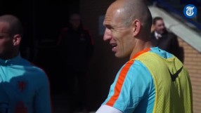 Робен в перфектна форма преди мача с България (ВИДЕО)