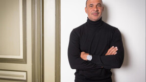 Рууд Гулит ще има своя академия за играчи на... FIFA