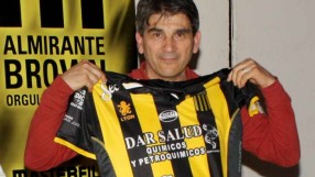 Аржентински фенове стрелят по къщата на президента на клуба 